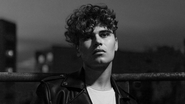 How To Care For Your Curly Hair: Three Top Tips for Men.